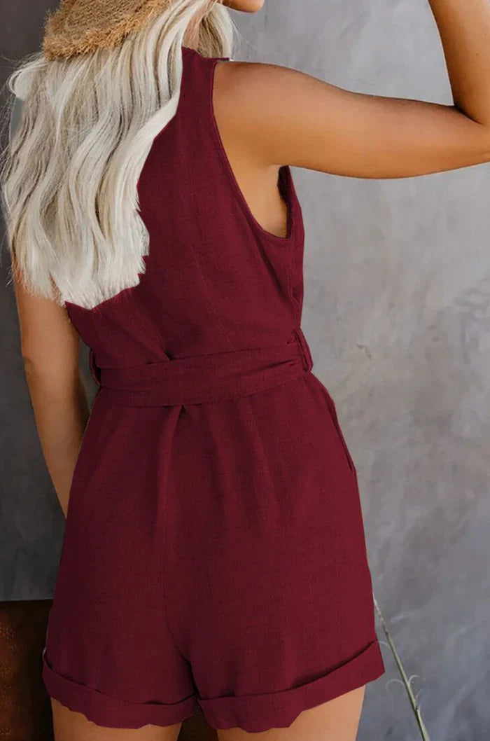 Katie - Ärmelloser Strampler aus Leinenmischung mit Knopfleiste