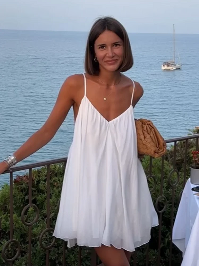 Plissiertes Mini-Strandkleid mit V-Ausschnitt für Frauen - Elviora