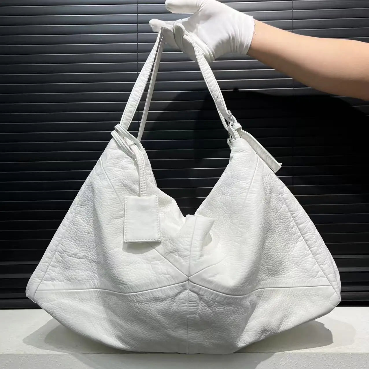 Damen Y2K Retro Vegan Leder Umhängetasche, Große Kapazität, Straßenhandtasche für Modebewusste