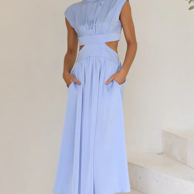 Aztrid – Elegantes Midikleid mit Cut-outs und Taschen