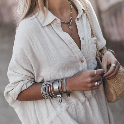 Lina - Klassisches langärmeliges, lockeres Kleid