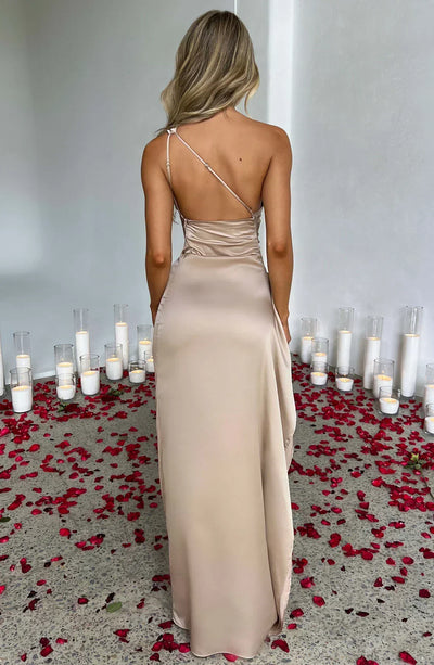 Neriah Elegantes Maxi-Kleid Mit Fließender Silhouette Und Eleganter Detailverarbeitung