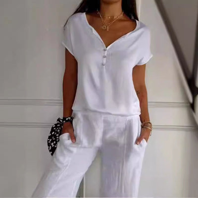 Naia - Kurzärmelige geknöpfte Satinbluse mit kurzen Ärmeln