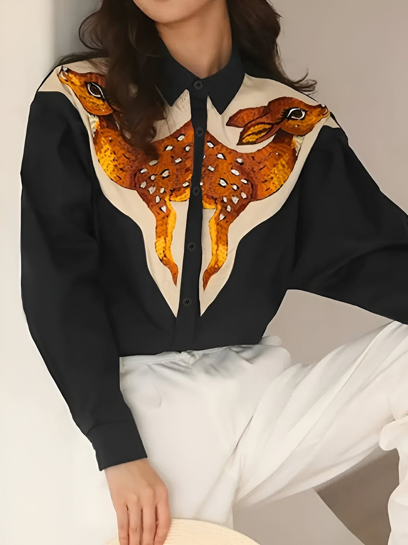 Sidra | Elegantes Sika-Hirsch Digitaldruck-Top