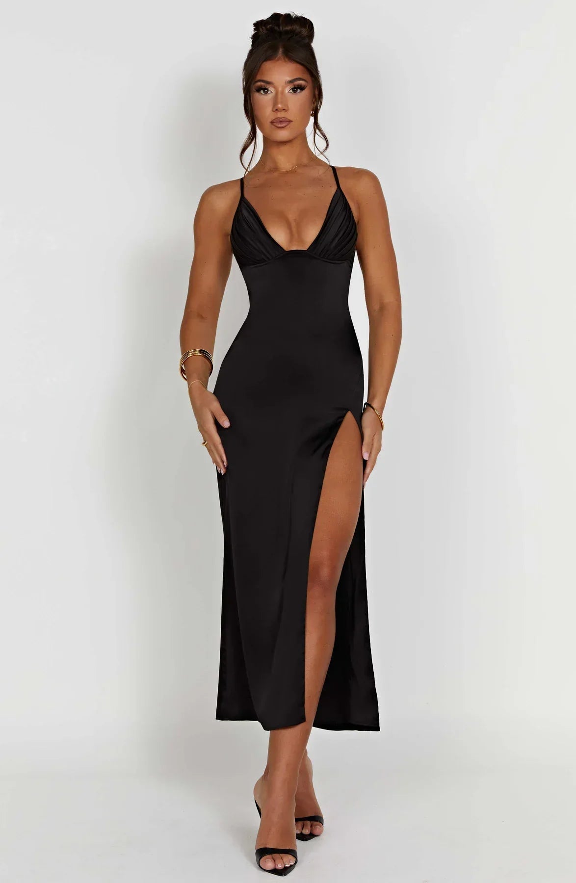 Elegantes Midikleid Mit Spaghettiträgern