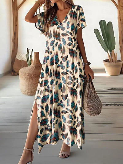 Rosavine – Stilvolles Maxikleid mit Animalprint