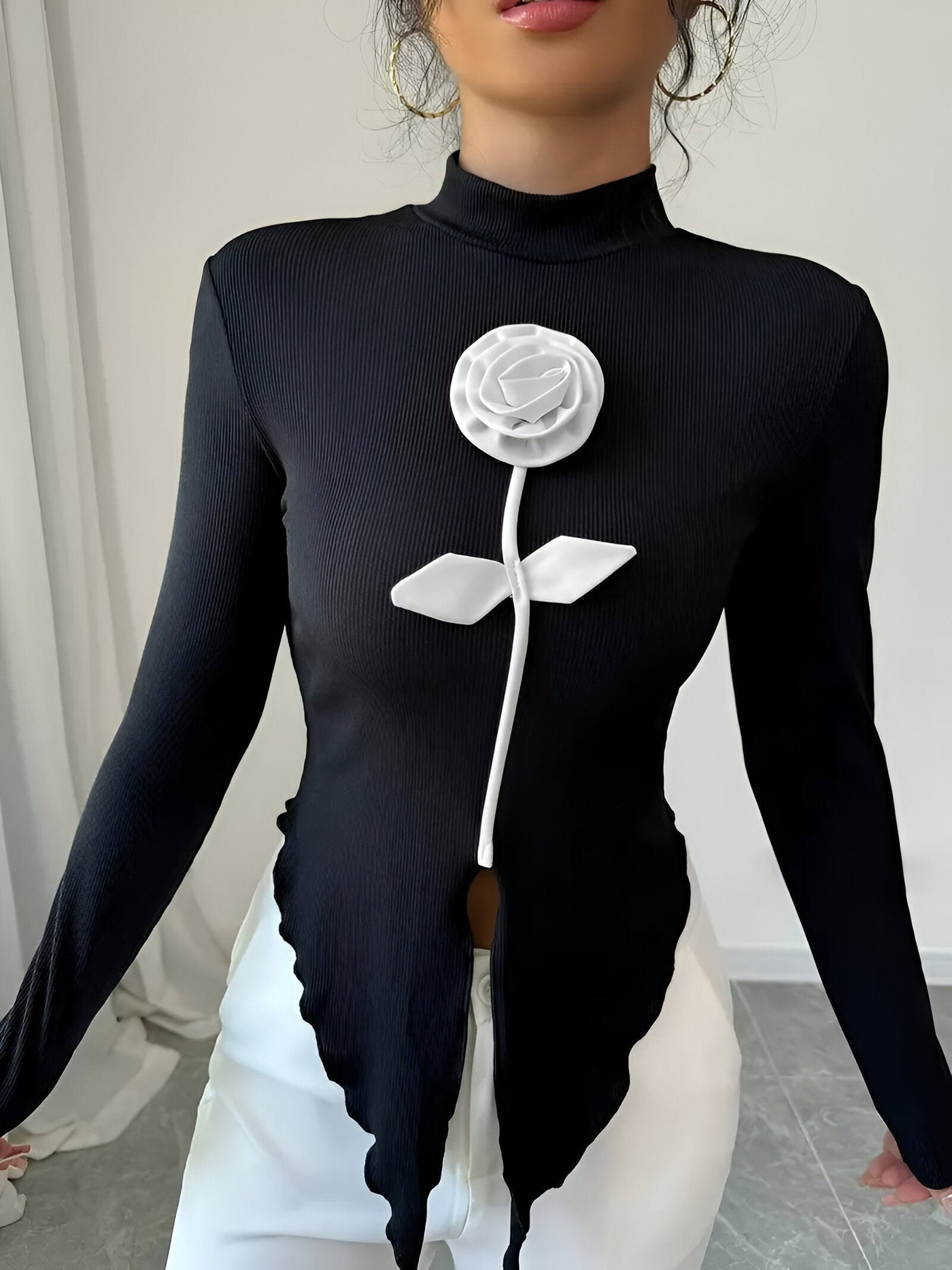 Estella | Elegantes Langarm-T-Shirt mit hohem Kragen