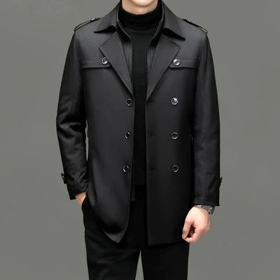 Herrenmäntel aus feinem stoff mit knöpfen und langem trenchcoat-design