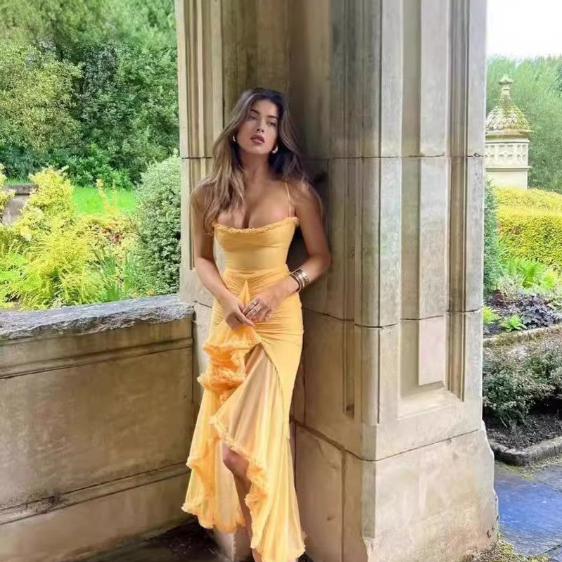 Sienna - Trägerloses Kleid mit Rüschen