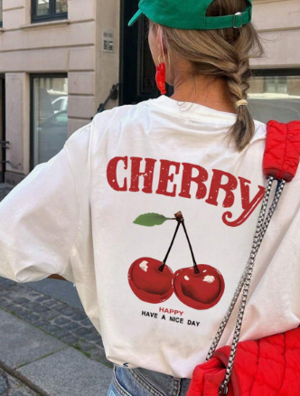 Elena - T-Shirt mit Kirschendruck