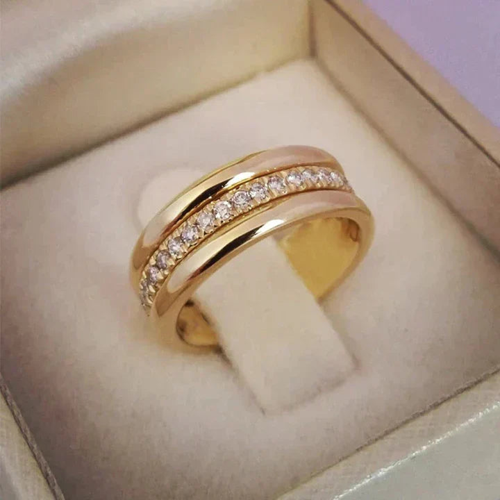 Sarah | Vintage Zirkonium verkrustete Ring