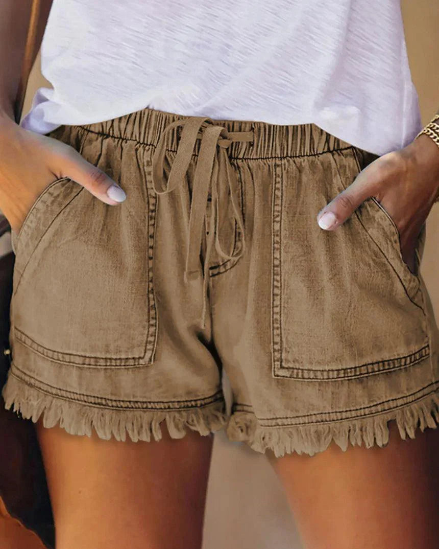 Zinnia – Farbige Jeansshorts