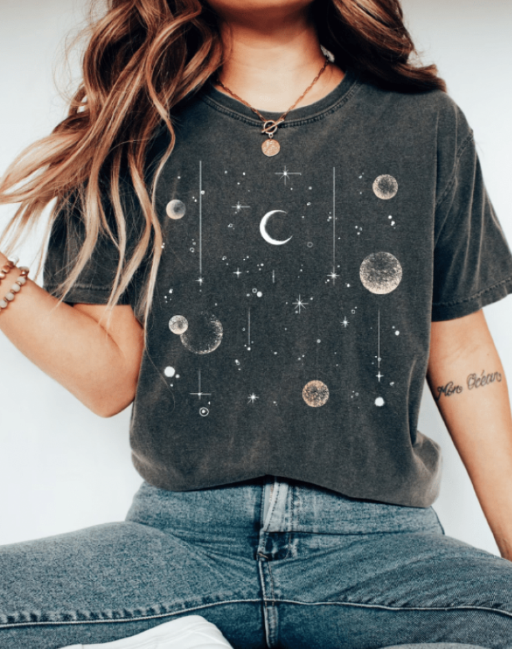 Divination - Astrologie gestaltetes Shirt