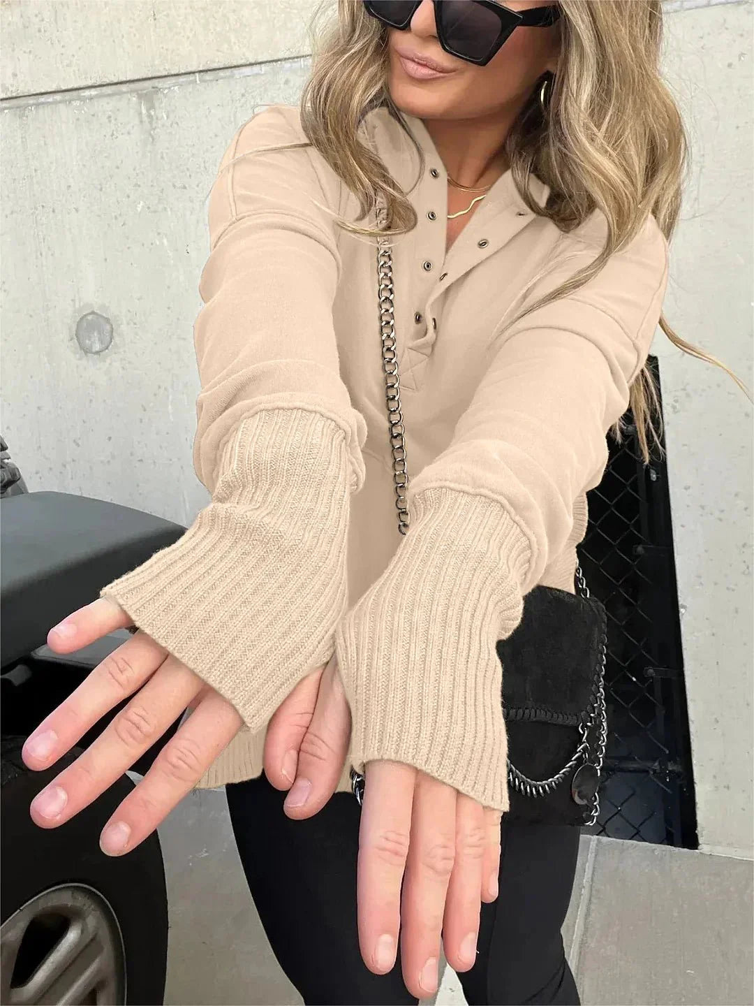 Emmanuelle Hoodie mit Handwärmern