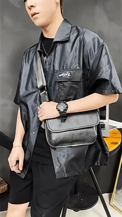 Rodney Klappe Leder-Umhängetasche Schwarz für Damen – Kompakt, Elegant & Verstellbarer Träger