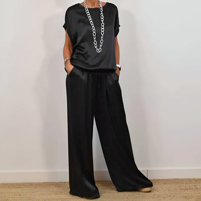 Rilanna – Das Set, das deine Figur umschmeichelt und dich frei atmen lässt