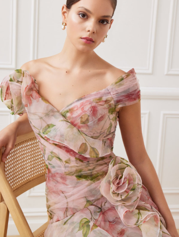 Violet - Elegantes langes geblümtes Kleid