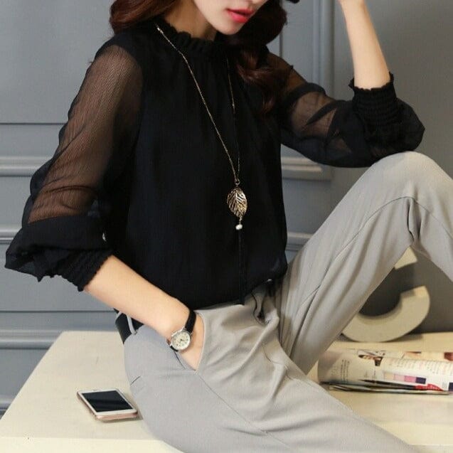 Shirt mit Rüschen und transparenten Ärmeln