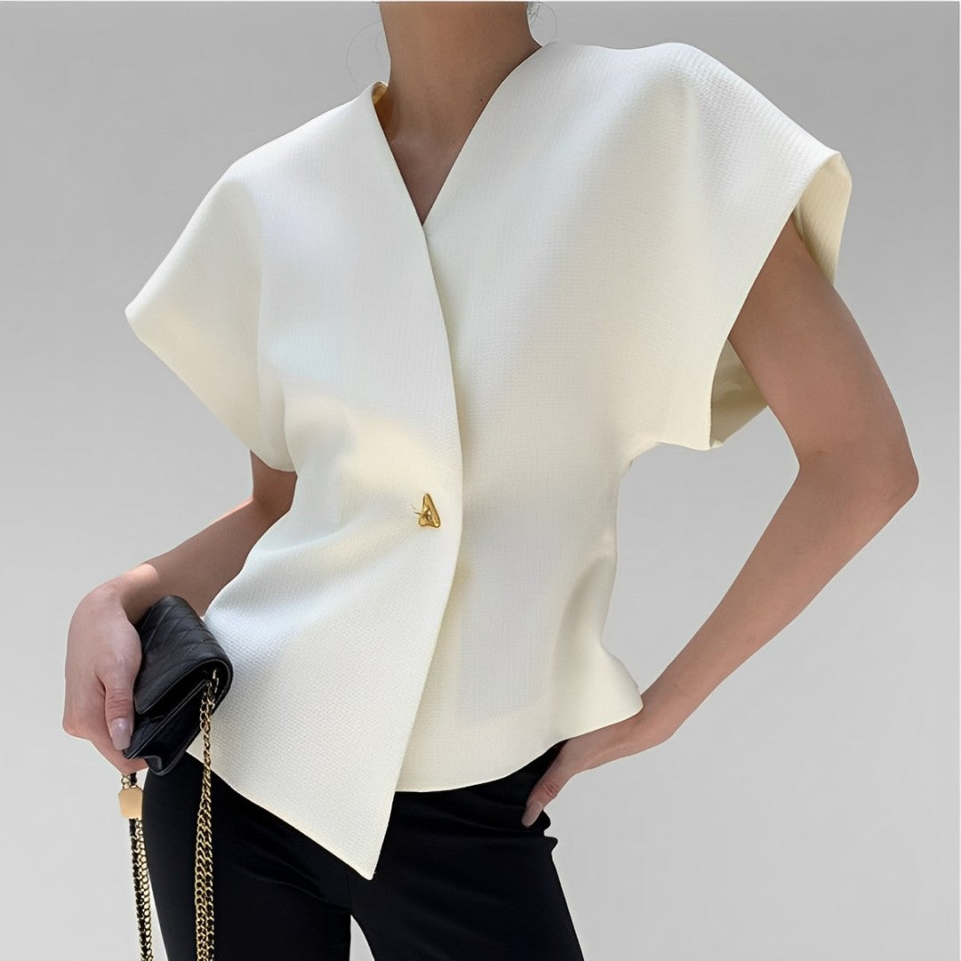 Alva - Figurbetontes Top mit asymmetrischem Design