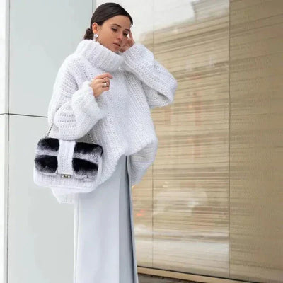 Damenpullover – mit flauschigem rollkragen und kreuzstichmuster